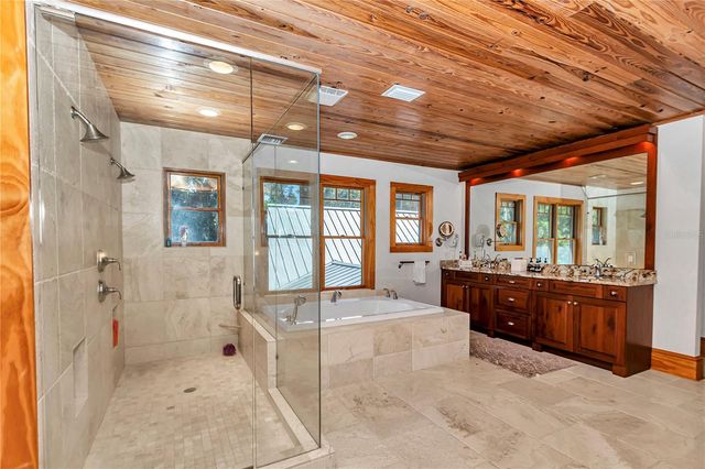7000 NW HWY 320, Micanopy, FL 32667