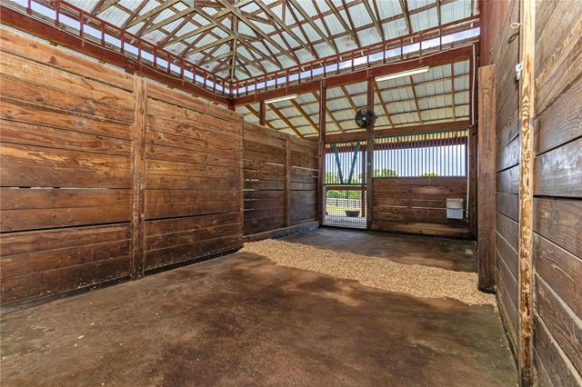 7000 NW HWY 320, Micanopy, FL 32667