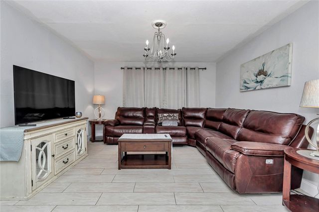 7000 NW HWY 320, Micanopy, FL 32667