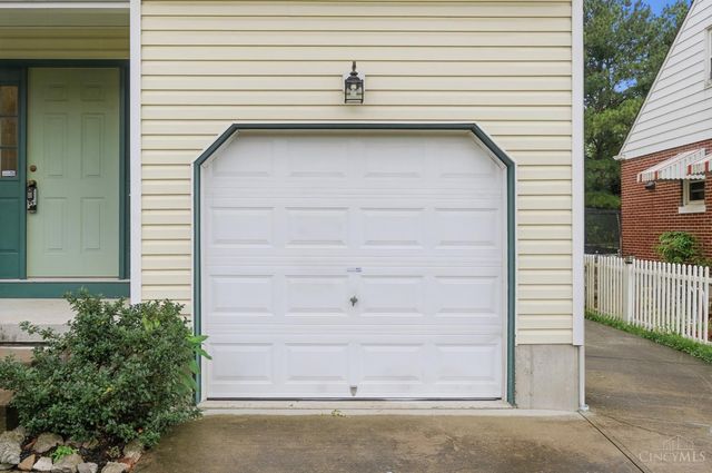 2419 Nova Avenue, Cincinnati, OH 45238