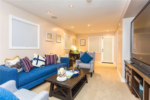 507 J St, Newport Beach, CA 92661