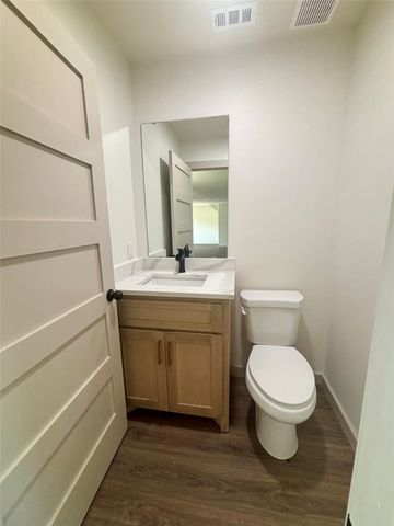 670 County Road 44050, Powderly, TX 75473
