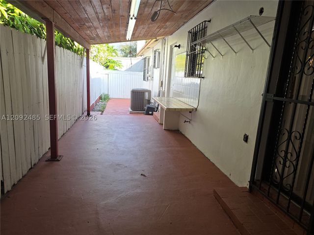 2232 SW 13th St, Miami, FL 33145