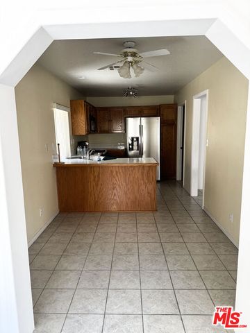 2180 Glenwood Avenue, Hemet, CA 92545