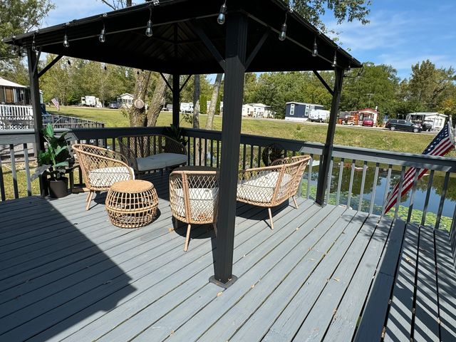77 Dinosaur Road, Wilmington, IL 60481