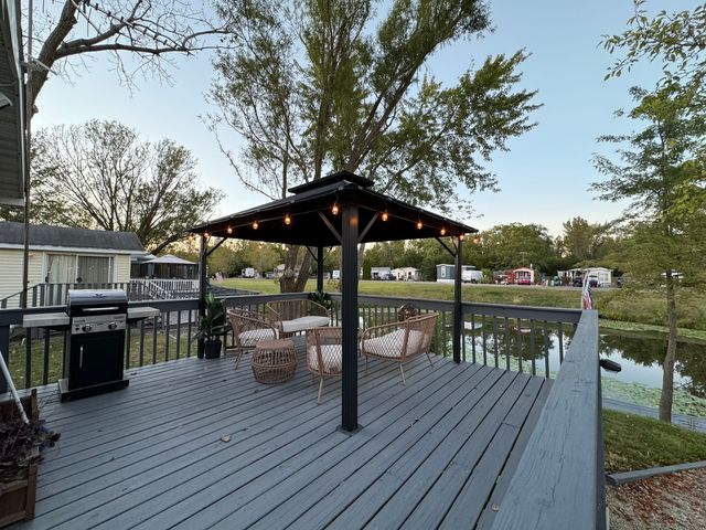 77 Dinosaur Road, Wilmington, IL 60481