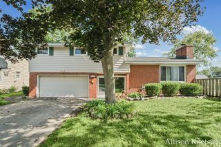 910 Mulford Drive, Grand Rapids, MI 49507