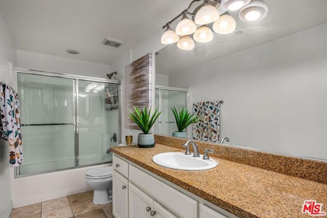 4832 Whitsett Avenue 202, Valley Village, CA 91607