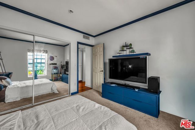 4832 Whitsett Avenue 202, Valley Village, CA 91607
