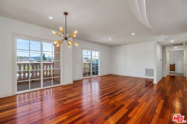4832 Whitsett Avenue 202, Valley Village, CA 91607