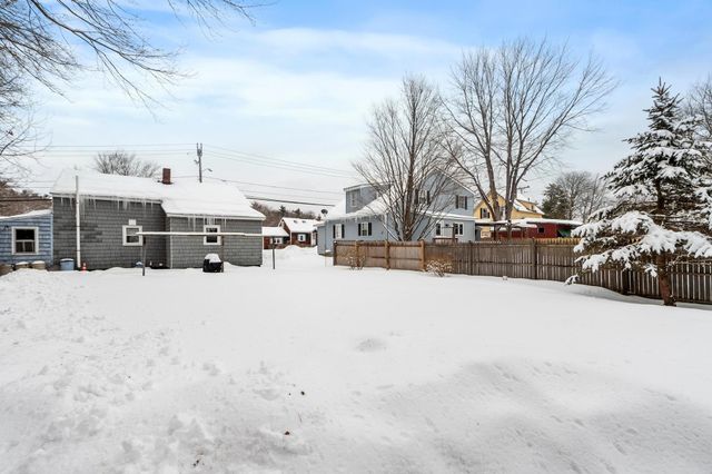 2079 Wellington Road, Manchester, NH 03104