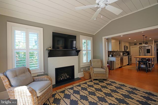 228 2ND ST, Lewes, DE 19958