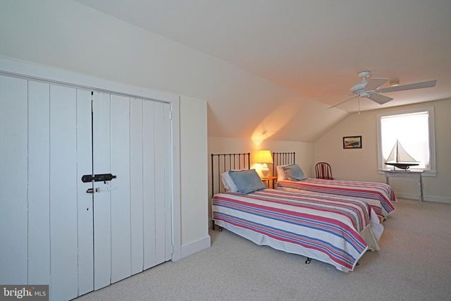 228 2ND ST, Lewes, DE 19958