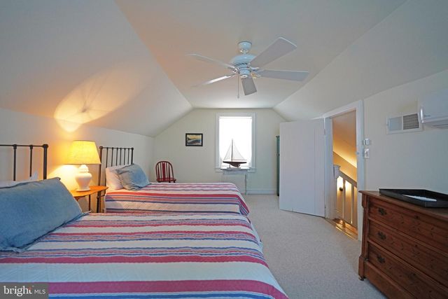 228 2ND ST, Lewes, DE 19958