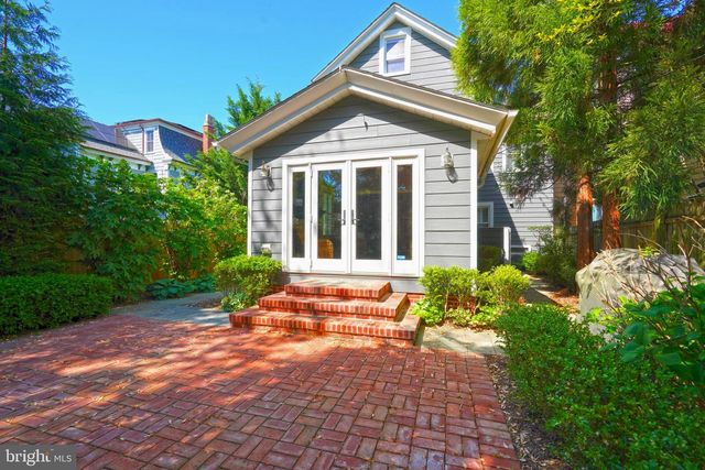 228 2ND ST, Lewes, DE 19958