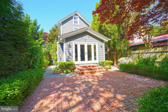 228 2ND ST, Lewes, DE 19958