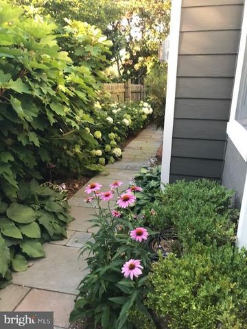 228 2ND ST, Lewes, DE 19958