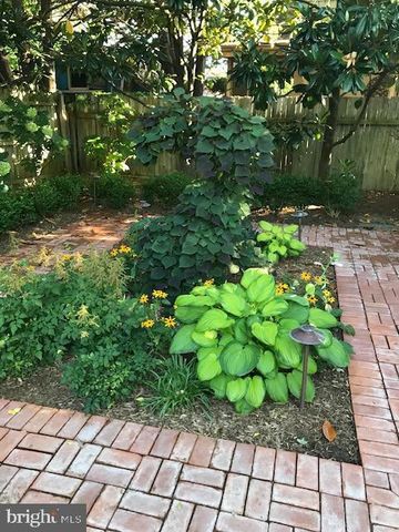 228 2ND ST, Lewes, DE 19958