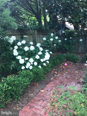 228 2ND ST, Lewes, DE 19958