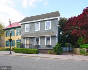 228 2ND ST, Lewes, DE 19958