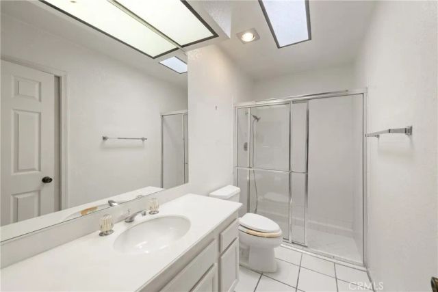 187 Winterhaven, Palm Desert, CA 92260