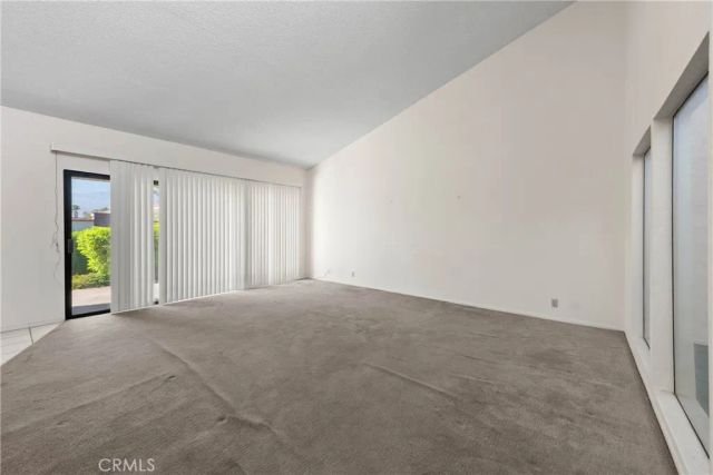 187 Winterhaven, Palm Desert, CA 92260