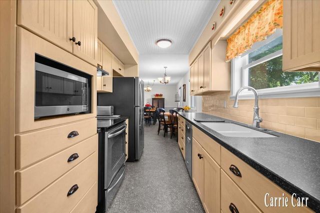 4045 Bell Avenue, Grand Rapids, MI 49525