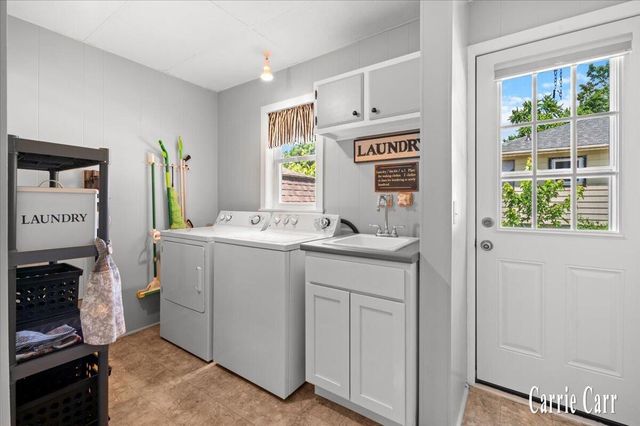 4045 Bell Avenue, Grand Rapids, MI 49525
