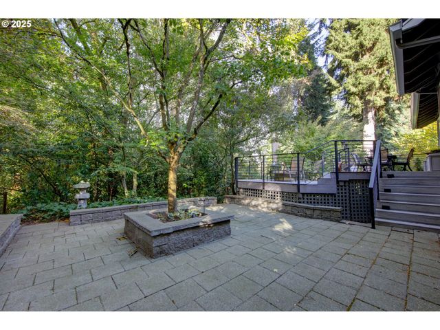 16845 Sw CAMBRIDGE Dr, Portland, OR 97224