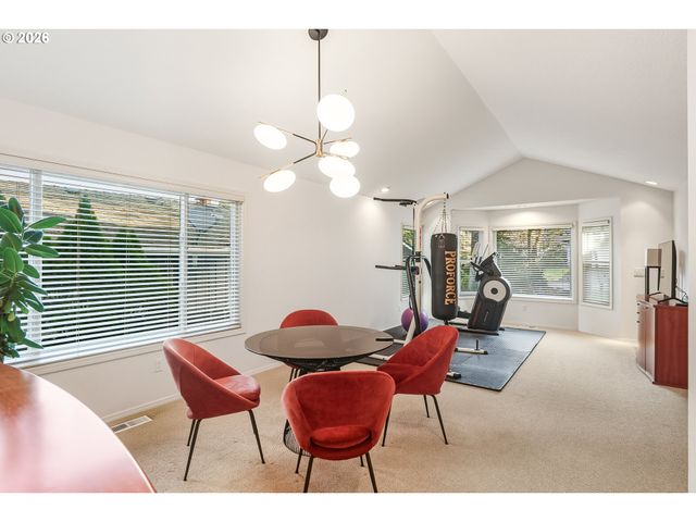 16845 Sw CAMBRIDGE Dr, Portland, OR 97224