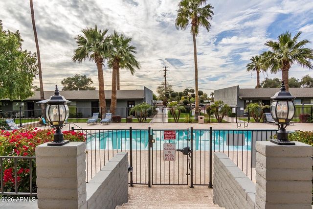 7141 N 16TH Street 230, Phoenix, AZ 85020