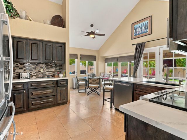 7929 S KENWOOD Lane, Tempe, AZ 85284