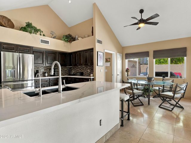 7929 S KENWOOD Lane, Tempe, AZ 85284