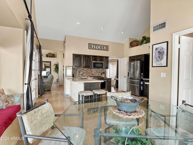 7929 S KENWOOD Lane, Tempe, AZ 85284