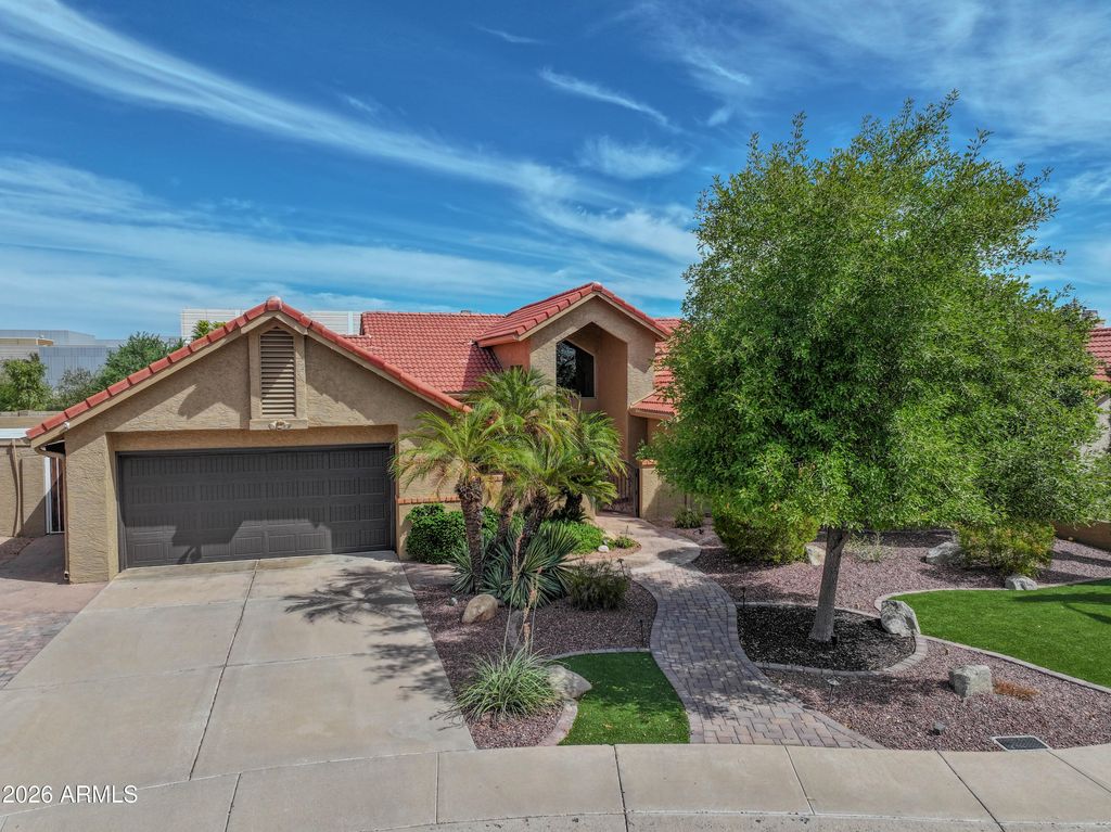 7929 S KENWOOD Lane, Tempe, AZ 85284 — exterior