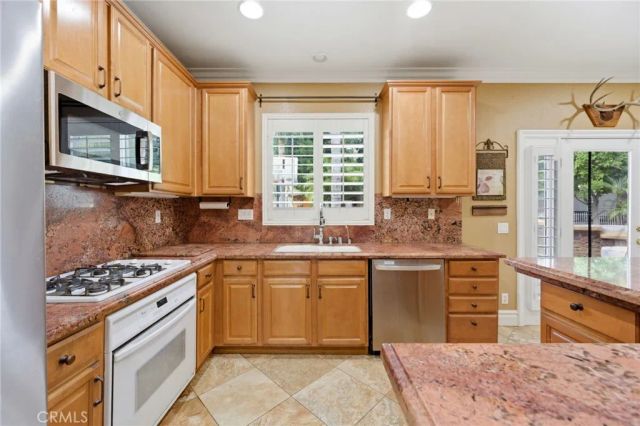 235 Gulfstream Lane, Norco, CA 92860
