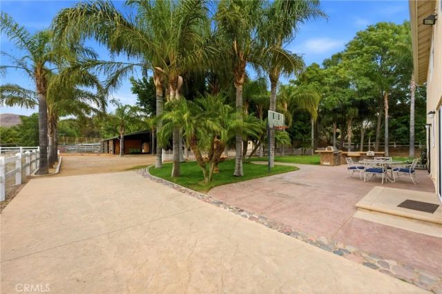 235 Gulfstream Lane, Norco, CA 92860
