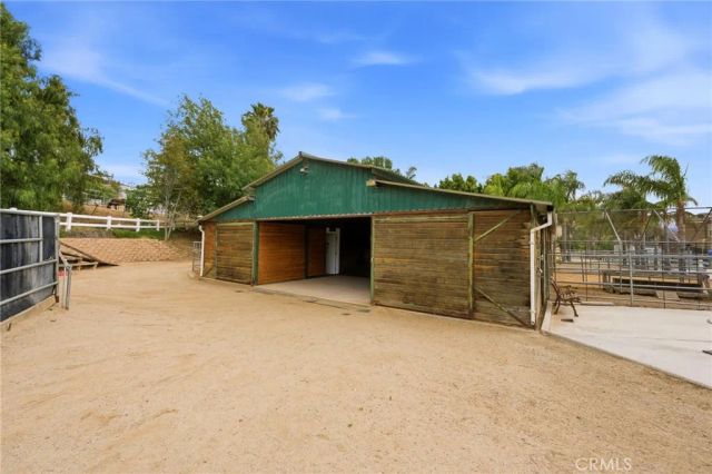 235 Gulfstream Lane, Norco, CA 92860
