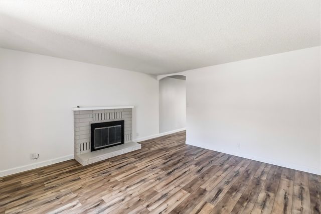 1525 Oak Street, Redding, CA 96001