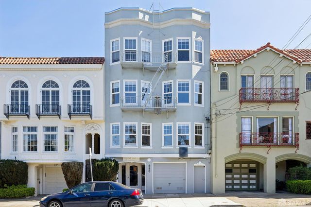 880 26th Avenue 2, San Francisco, CA 94121