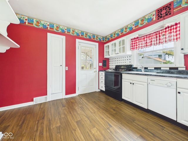 106 Sheffield Avenue, Anderson, IN 46011