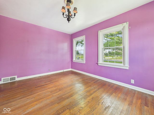 106 Sheffield Avenue, Anderson, IN 46011