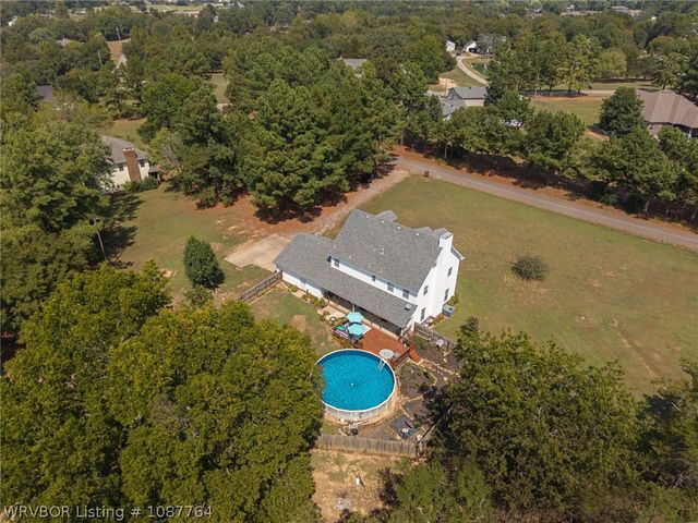 2411 Pauls Valley Lane, Alma, AR 72921