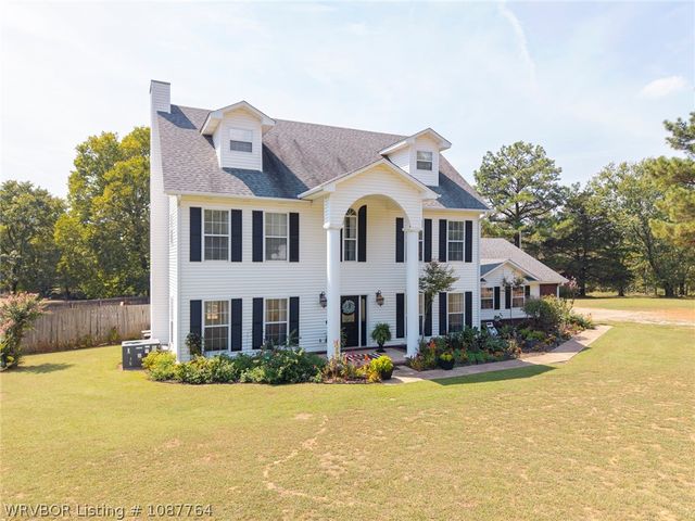2411 Pauls Valley Lane, Alma, AR 72921