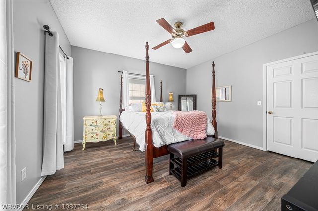 2411 Pauls Valley Lane, Alma, AR 72921
