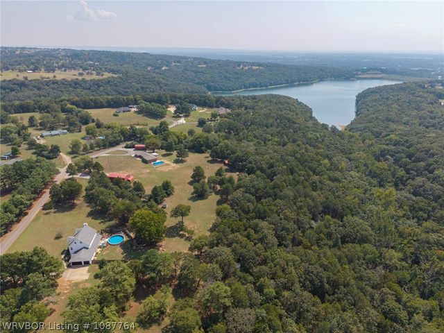 2411 Pauls Valley Lane, Alma, AR 72921