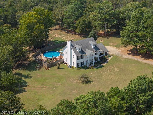 2411 Pauls Valley Lane, Alma, AR 72921