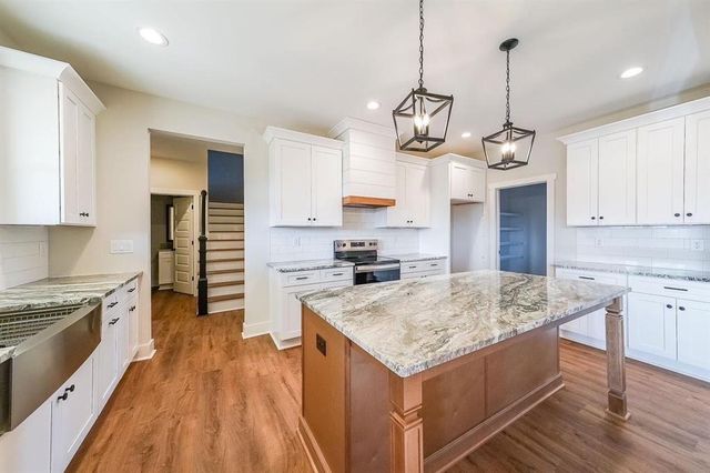 233 Holly Branch Path, Rockmart, GA 30153