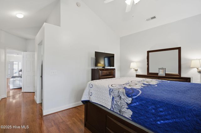 1616 Honeybee Lane, Wilmington, NC 28412