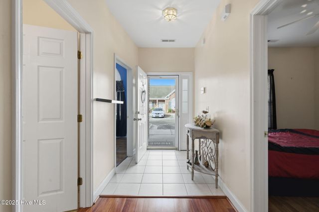 1616 Honeybee Lane, Wilmington, NC 28412